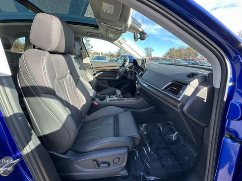 Used 2024 Audi Q5 e Premium Plus w/ Premium Plus Package image 28