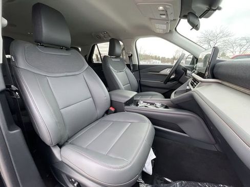 New 2026 Ford Explorer Active w/ Active Comfort Package image 22