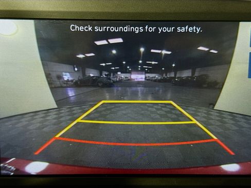 Used 2023 Hyundai Elantra Blue image 18