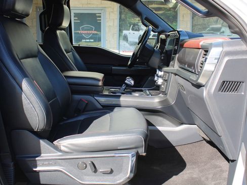 Used 2022 Ford F150 Lariat w/ Max Trailer Tow Package AWD/4WD image 7
