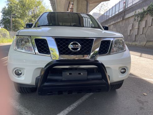 Used 2017 Nissan Frontier SV w/ SV Value Truck Package image 14
