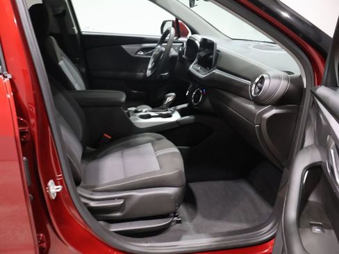 Used 2025 Chevrolet Blazer LT image 21