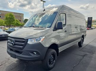 New 2025 Mercedes-Benz Sprinter 2500 video 5