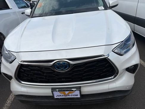 Used 2023 Toyota Highlander Limited AWD/4WD image 12