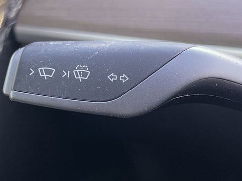 Used 2023 Tesla Model 3 Performance image 17