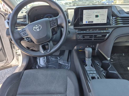 Certified 2025 Toyota Camry LE FWD image 18