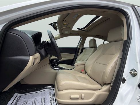Used 2016 Acura ILX FWD image 30