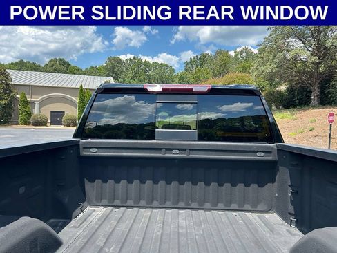 Used 2022 GMC Sierra 1500 SLT w/ SLT Convenience Package AWD/4WD image 13