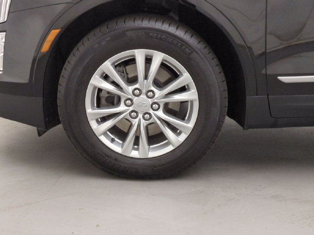 Used 2023 Cadillac XT5 Luxury w/ LPO, Floor Liner Package AWD/4WD image 26