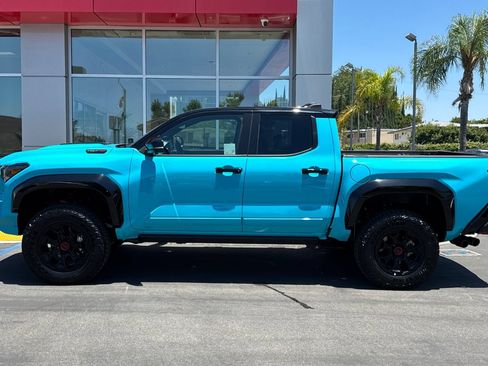 Certified 2026 Toyota Tacoma TRD Pro w/ Tow Tech Package AWD/4WD image 9
