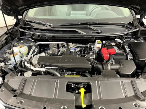 Certified 2026 Nissan Rogue SV AWD/4WD image 29