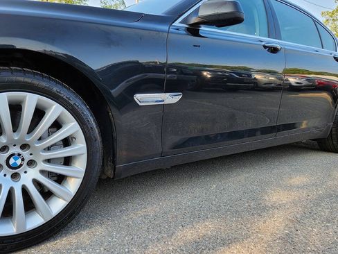Used 2011 BMW 750Li xDrive AWD/4WD image 9
