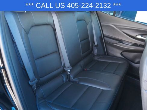 Used 2025 Buick Envista Sport Touring image 24