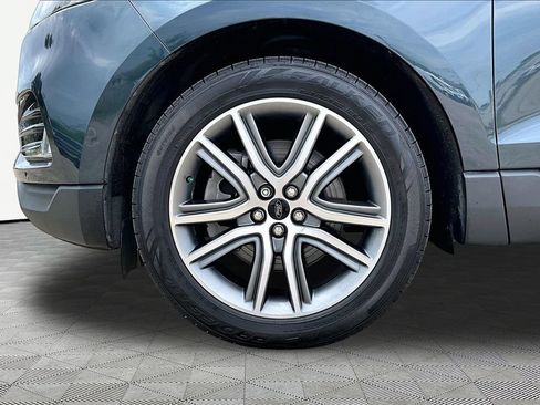 Used 2024 Ford Edge Titanium w/ Equipment Group 301A AWD/4WD image 9