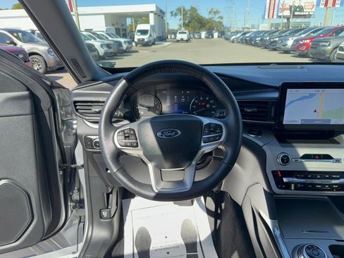Certified 2023 Ford Explorer XLT w/ Equipment Group 202A image 35