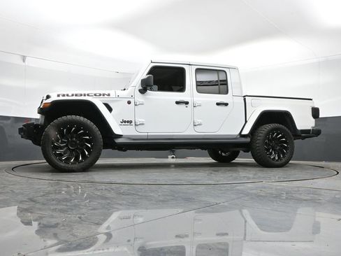 Used 2022 Jeep Gladiator Rubicon w/ LED Lighting Group AWD/4WD image 44