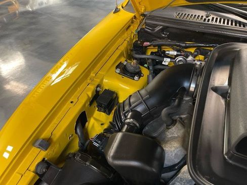 Used 2004 Ford Mustang Mach 1 RWD image 47