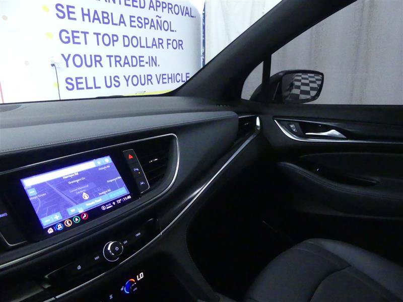 Used 2024 Buick Enclave Essence w/ Experience Buick Package AWD/4WD image 17