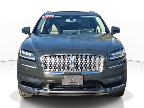 Used 2023 Lincoln Nautilus Reserve w/ Luxury Package image 2