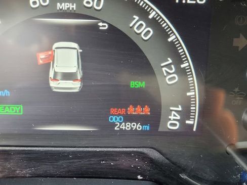 Certified 2024 Toyota RAV4 XLE w/ Convenience Package image 26