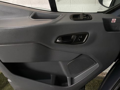 Used 2019 Ford Transit 250 148 High Roof Extended image 18