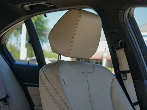 Used 2017 BMW 330e RWD image 37