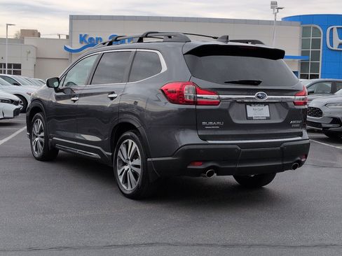 Used 2022 Subaru Ascent Touring image 9