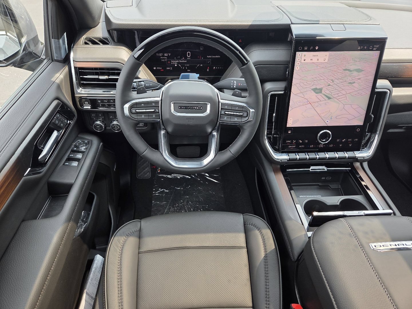 New 2026 GMC Yukon Denali w/ Denali Reserve Package AWD/4WD image 5