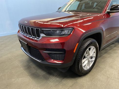 Certified 2024 Jeep Grand Cherokee Laredo X image 45