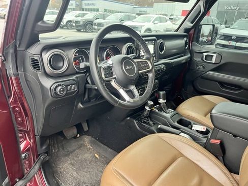 Used 2022 Jeep Gladiator Rubicon w/ LED Lighting Group image 10