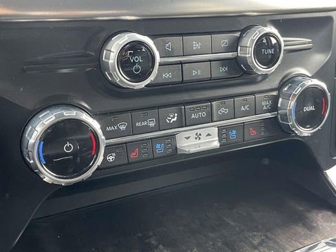 Certified 2023 Ford F150 Lariat w/ Trailer Tow Package image 24