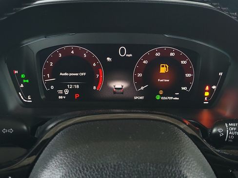 Used 2025 Honda Pilot Elite image 25