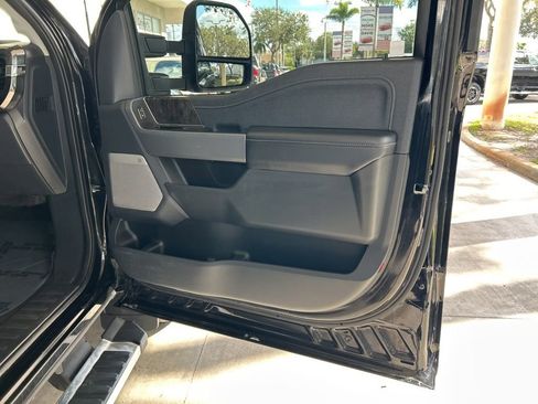 Used 2024 Ford F350 Lariat image 28