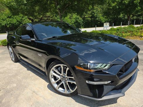 Used 2021 Ford Mustang GT Premium w/ Ford Safe & Smart Package RWD image 6