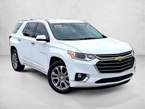 Used 2020 Chevrolet Traverse Premier w/ LPO, Floor Liner Package FWD image 12