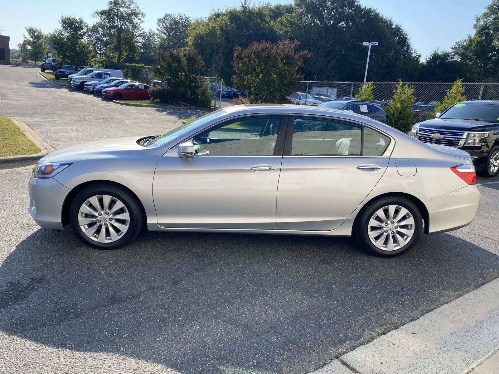 Used 2013 Honda Accord EX-L image 6