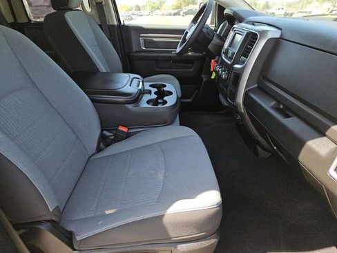 Used 2024 RAM 1500 Classic SLT image 30