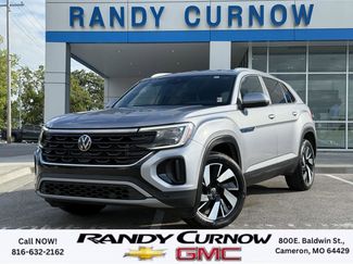 Used 2024 Volkswagen Atlas Cross Sport SE image 1