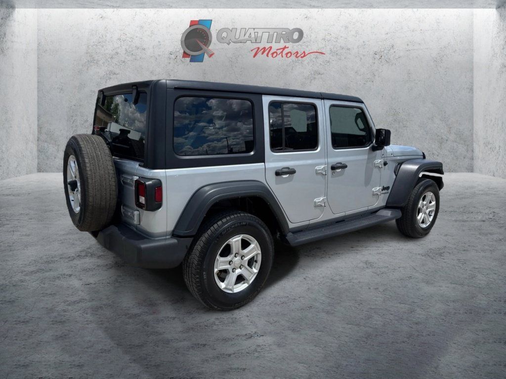 Used 2022 Jeep Wrangler Unlimited Sport AWD/4WD image 6
