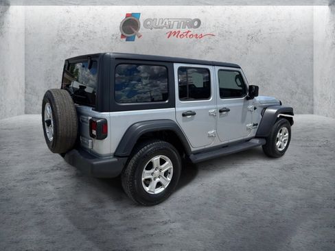 Used 2022 Jeep Wrangler Unlimited Sport AWD/4WD image 6