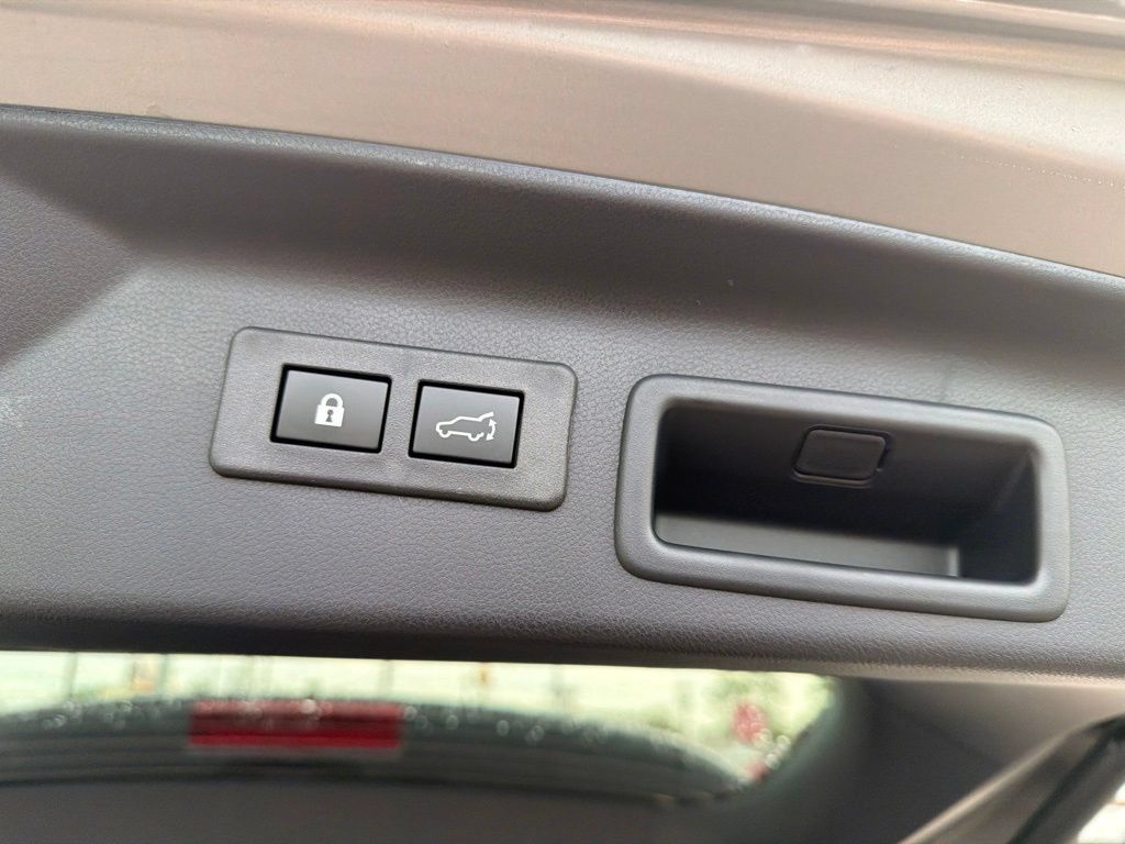 New 2026 Subaru Forester Premium AWD/4WD image 31