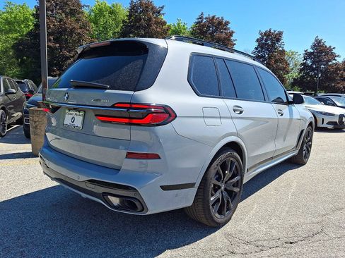Used 2023 BMW X7 xDrive40i w/ M Sport Package AWD/4WD image 6