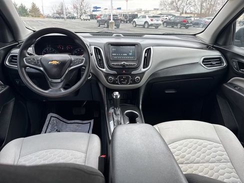 Used 2018 Chevrolet Equinox LT image 20