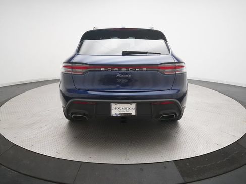 Used 2022 Porsche Macan AWD/4WD image 6