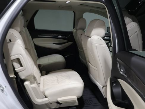 Used 2023 Buick Enclave Avenir w/ Avenir Technology Package AWD/4WD image 21