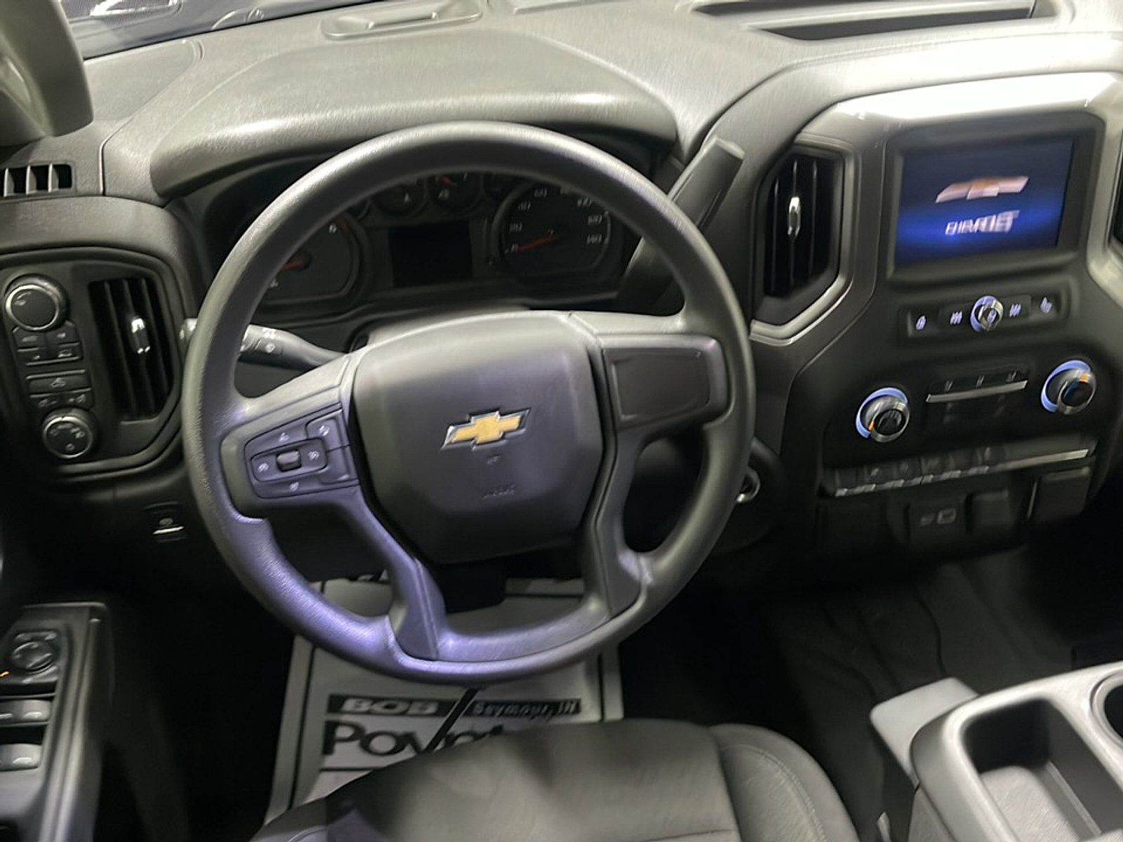 Used 2024 Chevrolet Silverado 1500 Custom AWD/4WD image 3