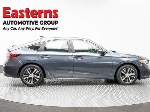 Used 2023 Honda Civic LX image 4