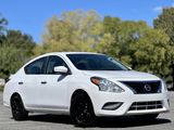 Used 2018 Nissan Versa SV image 3