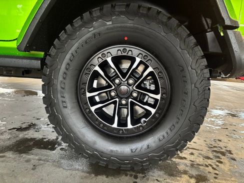 New 2026 Jeep Wrangler Unlimited Rubicon image 8