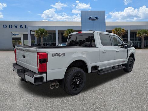 New 2025 Ford F250 Lariat w/ Lariat Ultimate Package image 4